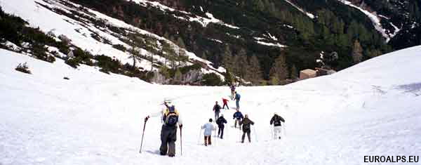 Walking in Filzmoos, near Hofp�rglh�tte